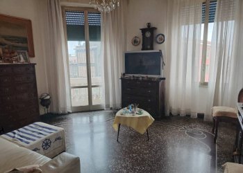 Camera da letto - Quadrilocale via Merano, Genova (zona Sestri Ponente) - foto 23