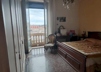 Camera da letto - Quadrilocale via Merano, Genova (zona Sestri Ponente) - foto 28