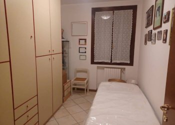 Camera da letto - Trilocale Bomporto - foto 21