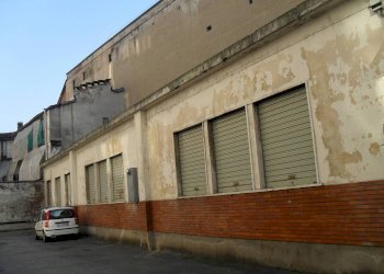 Capannone via Francesco Cigna, 4, Torino - foto 1