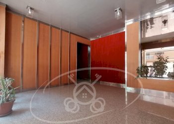 portone - Deposito viale Michelangelo, 187, Foggia - foto 3