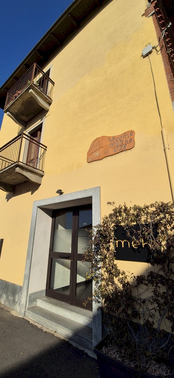 Locale Commerciale VIA BROZOLA, Chivasso - foto 2