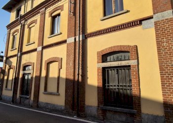 Locale Commerciale VIA BROZOLA, Chivasso - foto 3