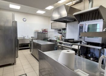 Locale Commerciale VIA BROZOLA, Chivasso - foto 12