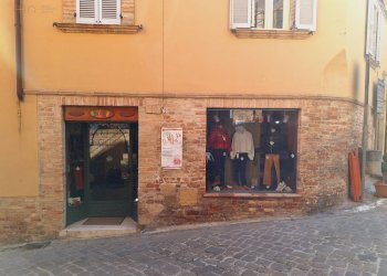 Locale Commerciale Corso Vittorio Emanuele, Ripatransone - foto 4