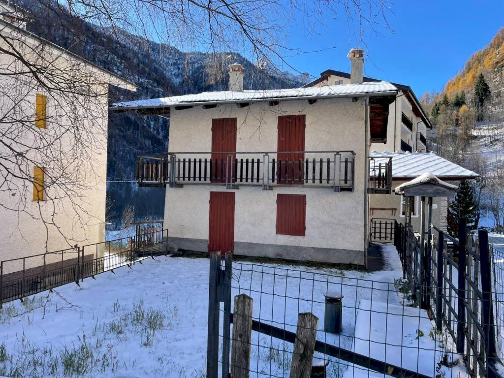 Facciata - Villa via Bellino, Casteldelfino - foto 1