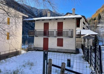 Facciata - Villa via Bellino, Casteldelfino - foto 1