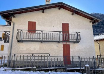 Facciata - Villa via Bellino, Casteldelfino - foto 3