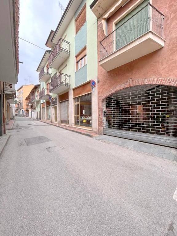 Zona - Trilocale via Bergia, 44, Borgo San Dalmazzo - foto 3