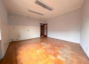 Stanza non arredata - Trilocale via Bergia, 44, Borgo San Dalmazzo - foto 8