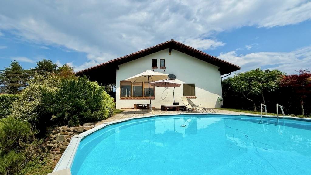 Piscina - Villa via Giacomo Puccini, 9, Sandigliano - foto 2