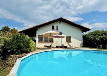 Piscina - Villa via Giacomo Puccini, 9, Sandigliano - foto 2