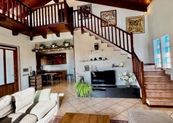 Salone - Villa via Giacomo Puccini, 9, Sandigliano - foto 14