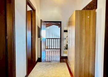 Corridoio - Villa via Giacomo Puccini, 9, Sandigliano - foto 49