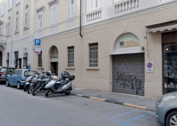 Locale Commerciale VIA ARMANDO DIAZ, Trieste - foto 7