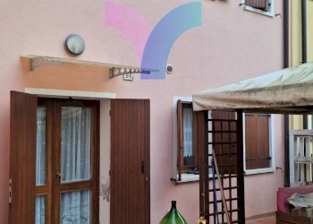 Four-room apartment via sant'andrea, Montebelluna - photo 1