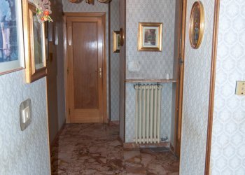 Corridoio - Appartamento Via Caraglio, Dronero - foto 3