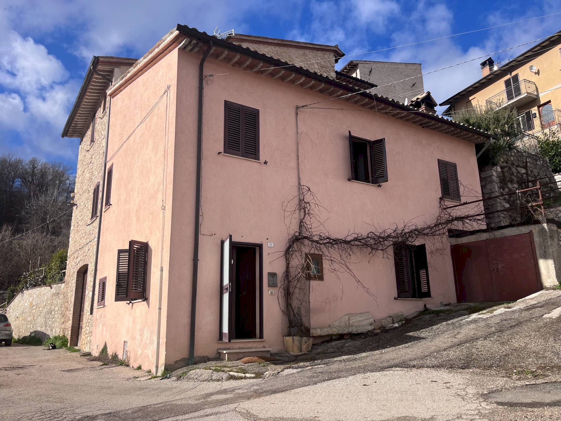 Appartamento loc Apagni, Sellano - foto 1