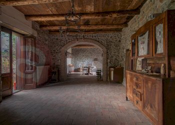 Stabile - Palazzo Via Chiesa, Sessa Aurunca - foto 9