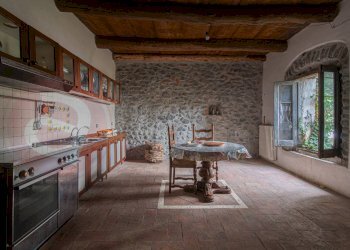 Stabile - Palazzo Via Chiesa, Sessa Aurunca - foto 10