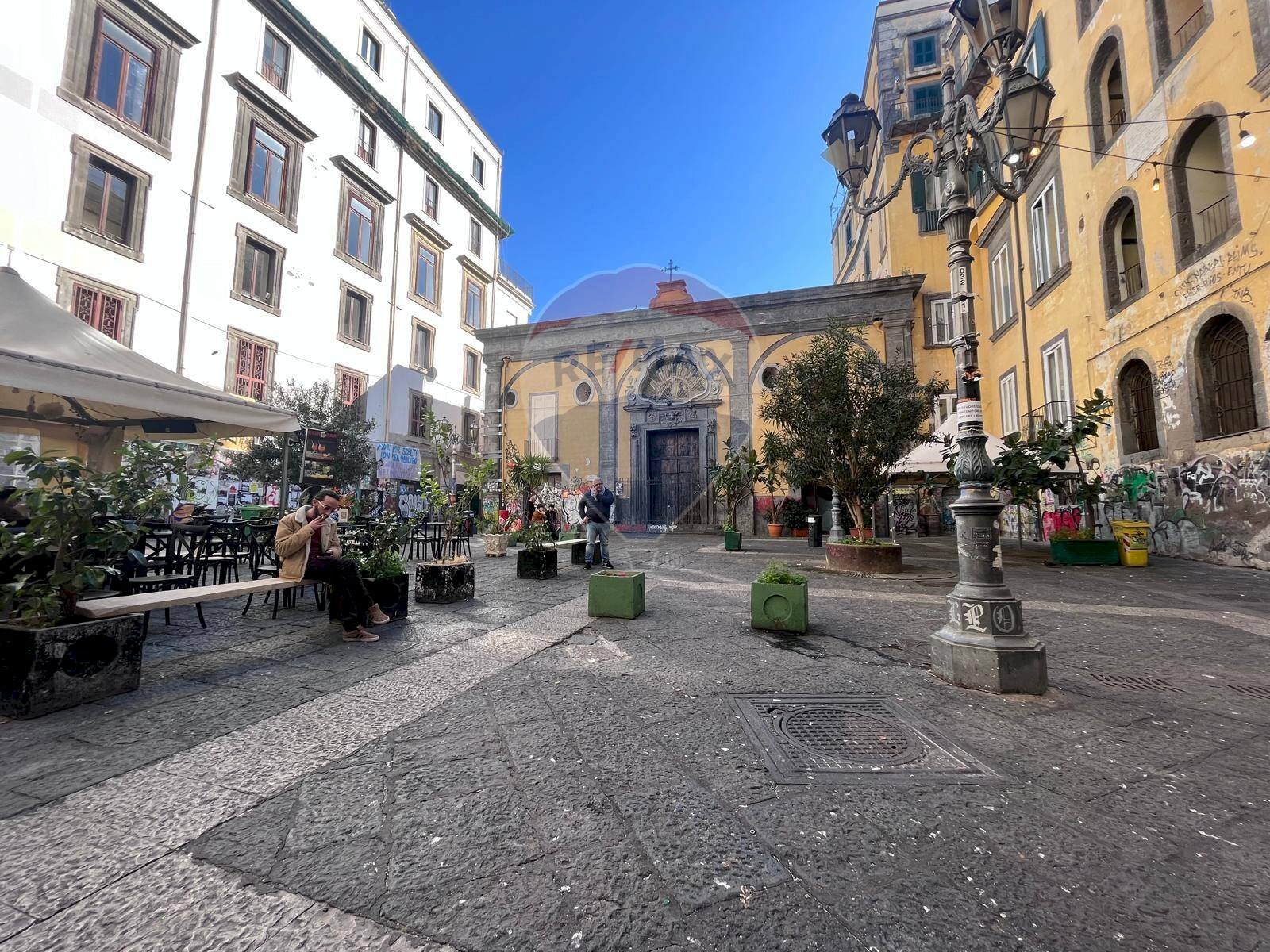 Trilocale Largo Ecce Homo, Napoli (zona San Giuseppe) - foto 1