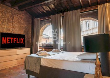 Commercial Activity via del Biscione, Roma (neighborhood Centro Storico) - photo 1