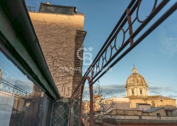 Commercial Activity via del Biscione, Roma (neighborhood Centro Storico) - photo 6