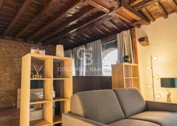 Commercial Activity via del Biscione, Roma (neighborhood Centro Storico) - photo 17