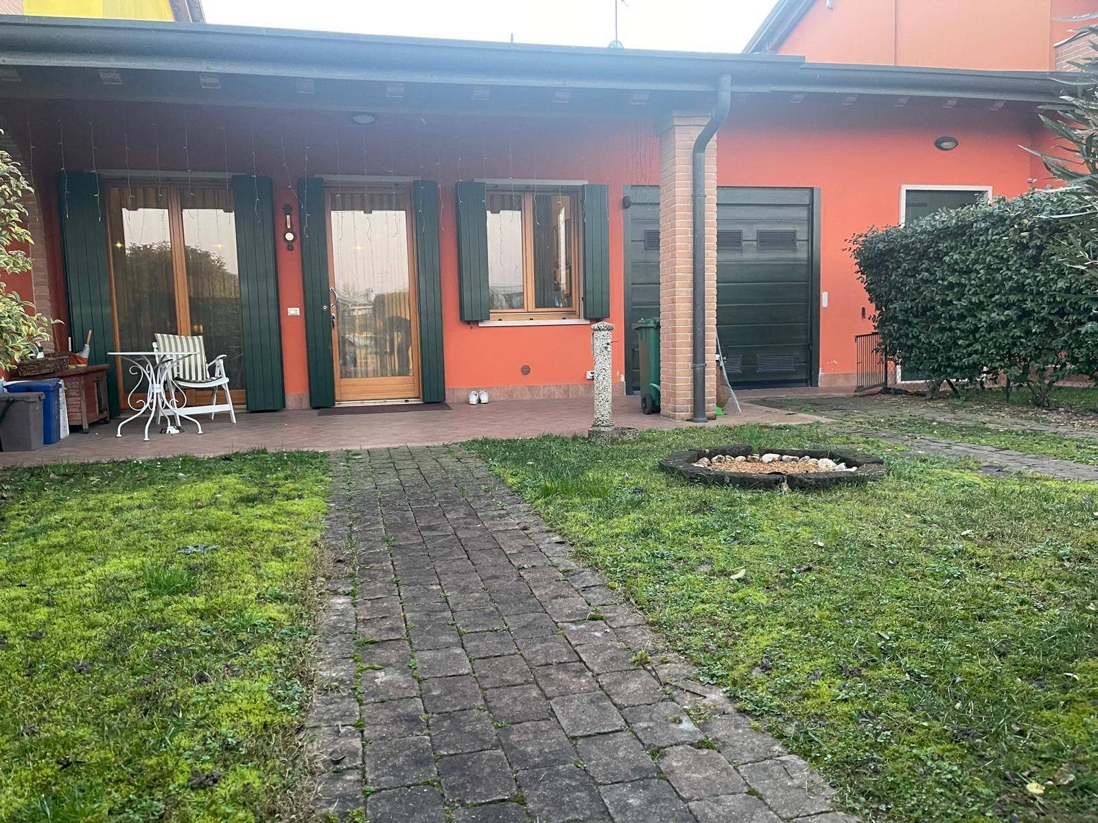 Villa a Schiera San Giorgio Bigarello - foto 1