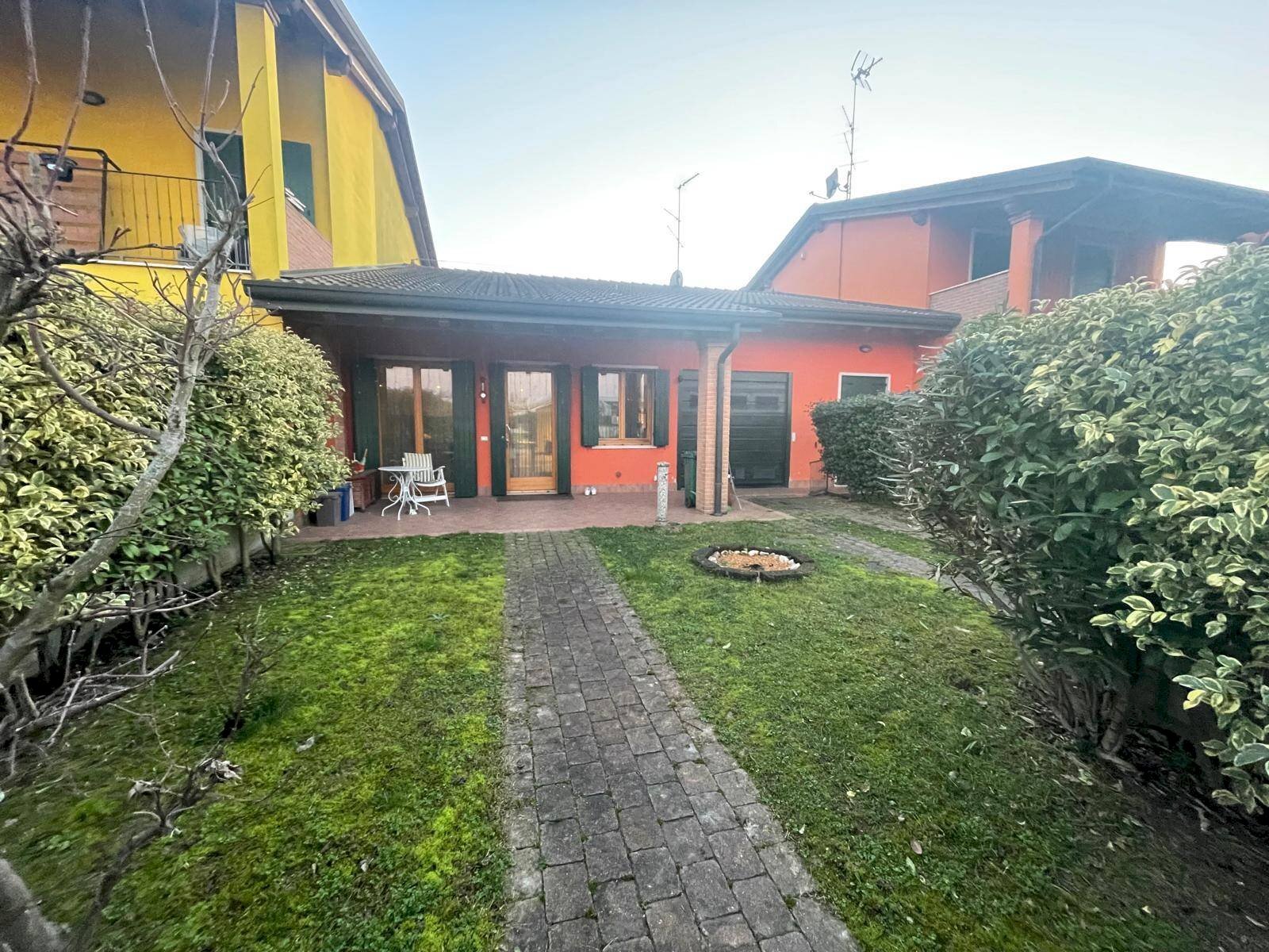Villa a Schiera San Giorgio Bigarello - foto 2