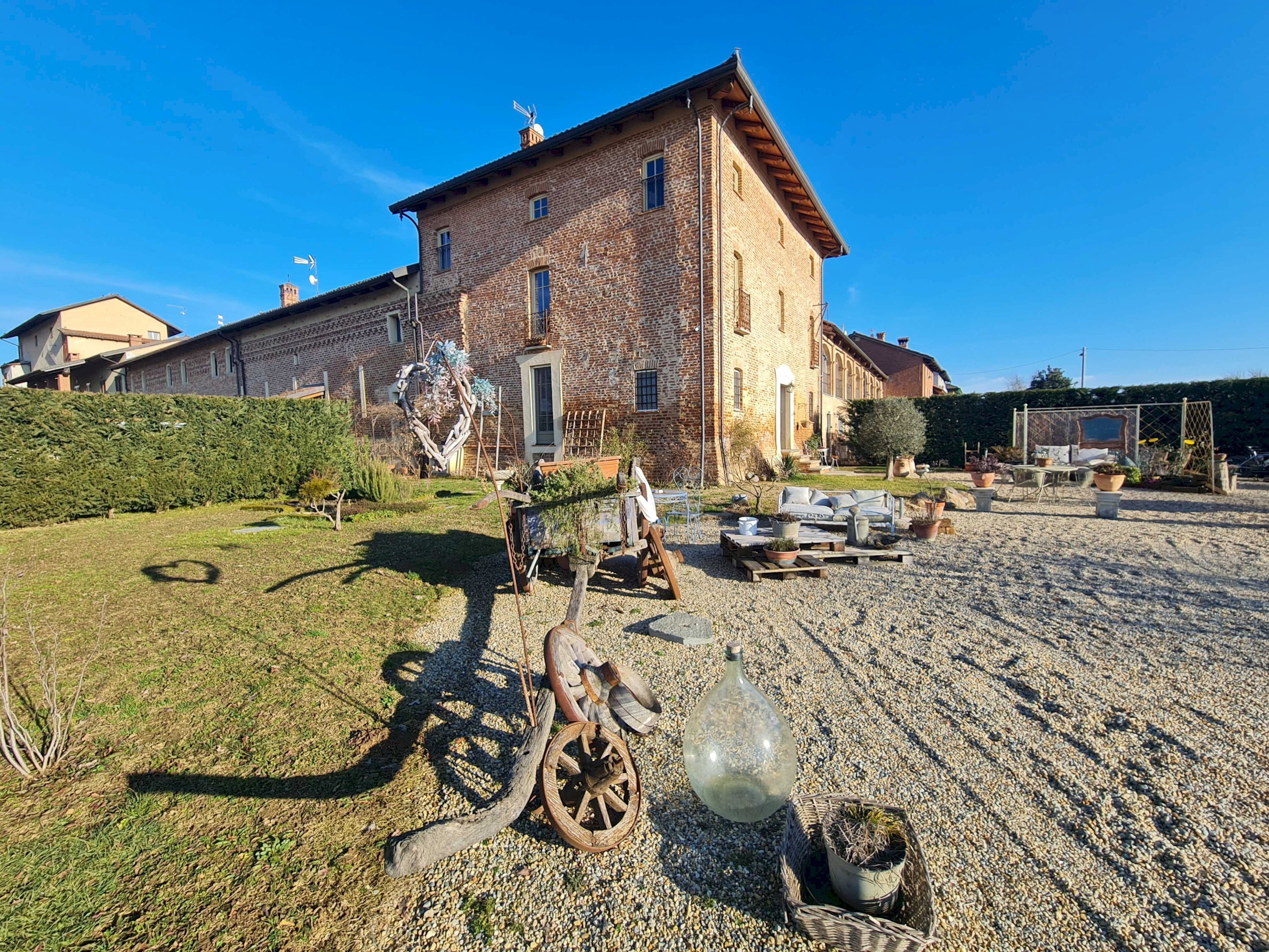 esterno - Casa Colonica Borgo Valdichiesa, 17, Villanova d'Asti - foto 2