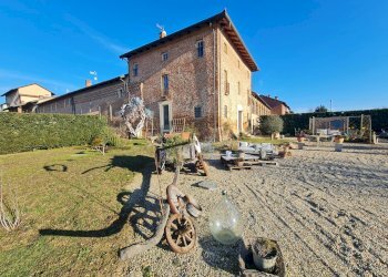esterno - Casa Colonica Borgo Valdichiesa, 17, Villanova d'Asti - foto 2