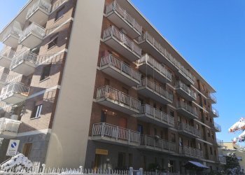 FACCIATA - Appartamento Via Schiapparelli, 22, Biella - foto 1