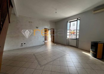 Trilocale Corso Vittorio Emanuele, Montecorvino Rovella - foto 4