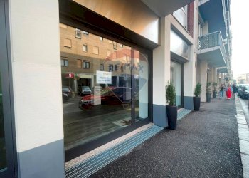 Negozio Bergamo (zona Porta Osio) - foto 1