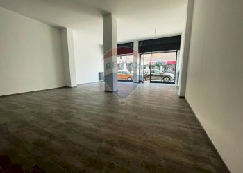 Negozio Bergamo (zona Porta Osio) - foto 6