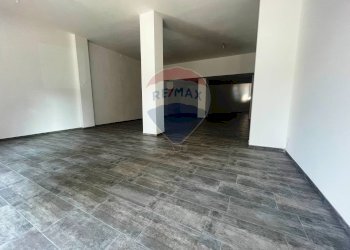 Negozio Bergamo (zona Porta Osio) - foto 10