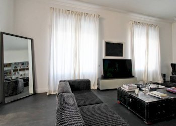 Stanza arredata - Appartamento via dei Monti Parioli, 1, Roma - foto 12