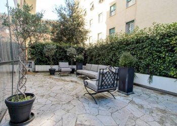 Giardino - Appartamento via dei Monti Parioli, 1, Roma - foto 1