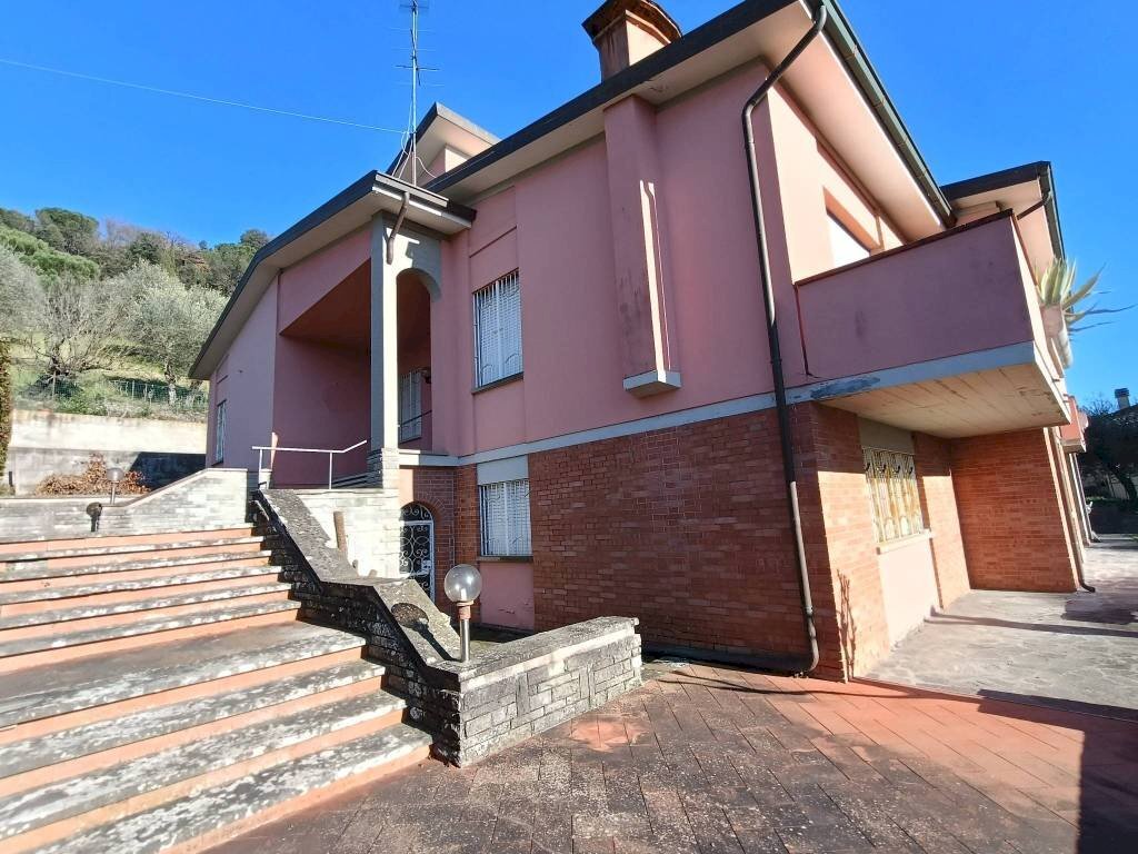 Facciata - Villa via Luigi Galvani, Montelupo Fiorentino - foto 2