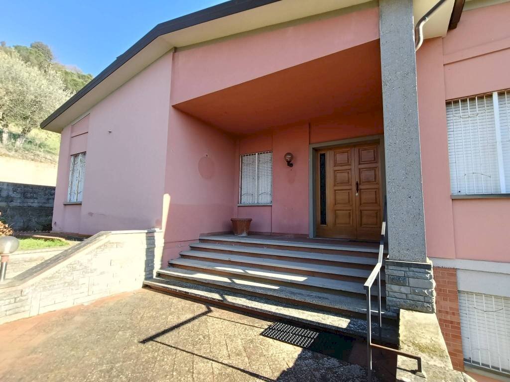 Facciata - Villa via Luigi Galvani, Montelupo Fiorentino - foto 3