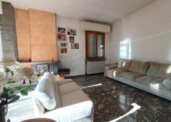 Salone - Villa via Luigi Galvani, Montelupo Fiorentino - foto 4