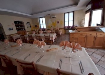 Interno non residenziale - Ristorante Regione Case Sparse, Castello di Annone - foto 6