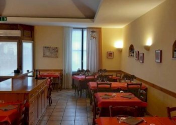 Salone - Ristorante Regione Case Sparse, Castello di Annone - foto 7