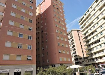 Facciata - Trilocale corso Ferdinando Magellano, 6, Genova (zona Sampierdarena) - foto 23