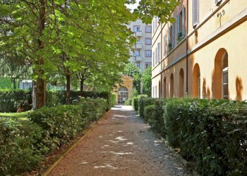 Giardino - Ufficio via Santo Stefano, 103, Bologna (zona Centro Storico) - foto 8