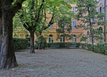Giardino - Ufficio via Santo Stefano, 103, Bologna (zona Centro Storico) - foto 10