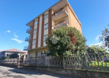 Four-room apartment Via Dott. F. Pene, Favria - photo 1
