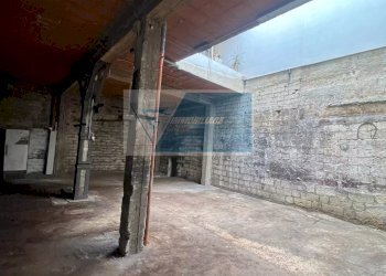 Locale Commerciale Via Pio X, Siracusa - foto 8