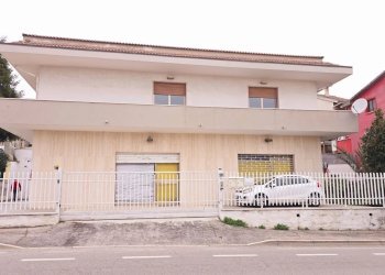 Villa Spoltore - foto 3